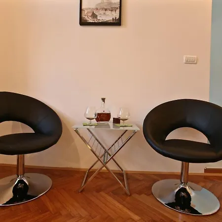Apartma Agana *
