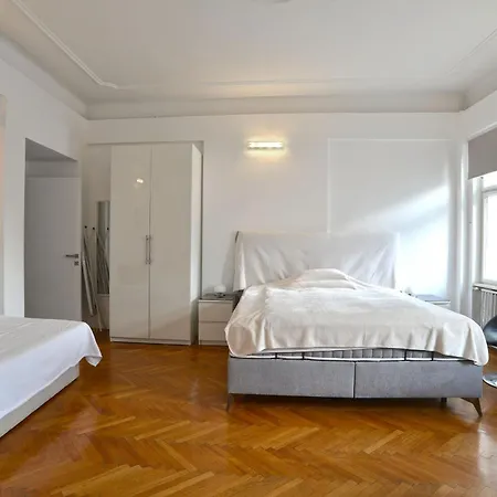 Agana Apartma